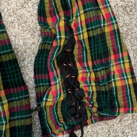 Savage x Fenty Green Plaid Long Sleeve Shorts Pajama Set - Picture 4 of 13